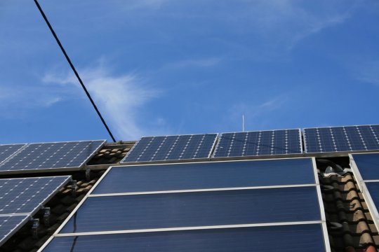 Vissza nem térítendő állami támogatás napelem rendszerre